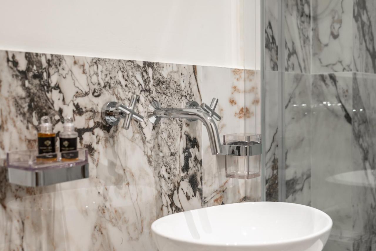 The Couper Castello Hotell Milano Eksteriør bilde