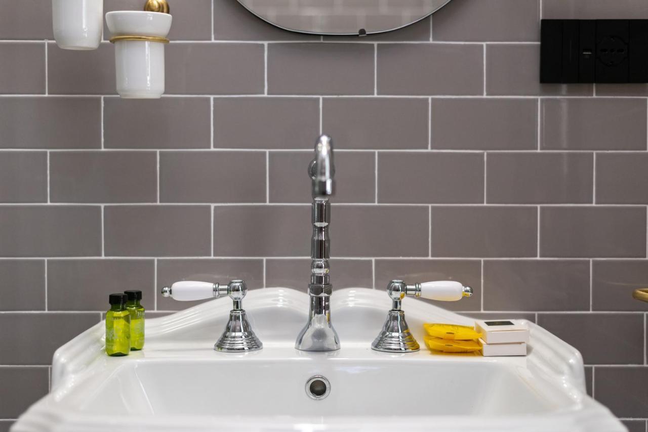 The Couper Castello Hotell Milano Eksteriør bilde